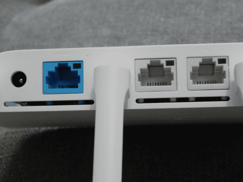 Расположение разъемов в Xiaomi Mi Wi-Fi Router 3C