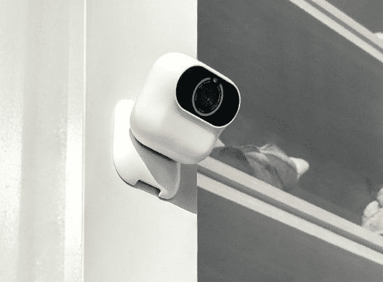Крепление IP-камеры Xiaomi Smart AI Camera на вертикальной поверхности