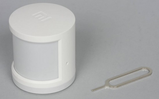 Дизайн датчика движения из комплекта Xiaomi Mi Smart Home Kit Внешний вид датчика движения из комплекта Xiaomi Mi Smart Home Kit