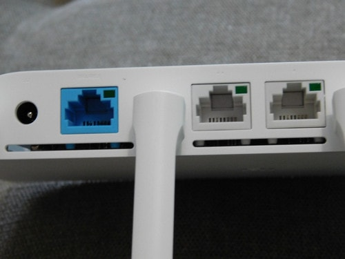 Разъемы Xiaomi Mi Wi-Fi Router 3C Расположение разъемов в Xiaomi Mi Wi-Fi Router 3C
