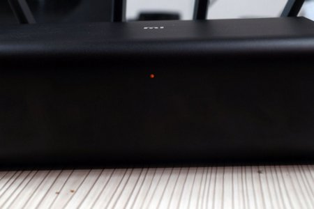 Работа светодиодного индикатора Xiaomi Mi Router HD 1 Tb Пример работы индикатора на роутере Сяоми Mi Router HD 1 Tb