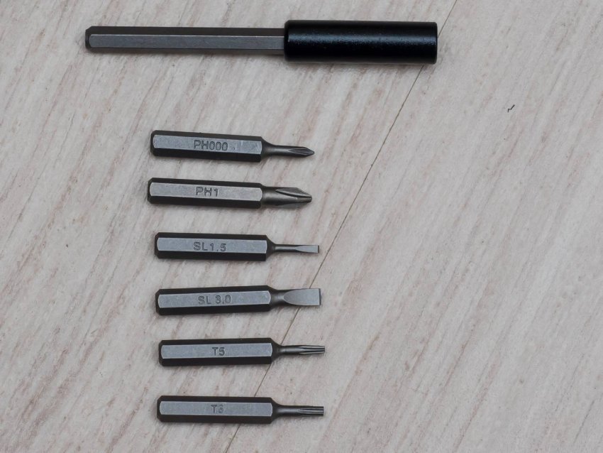Электрическая отвёртка Xiaomi Wowstick: набор бит с маркировкой Электрическая отвёртка Xiaomi Wowstick набор бит с маркировкой
