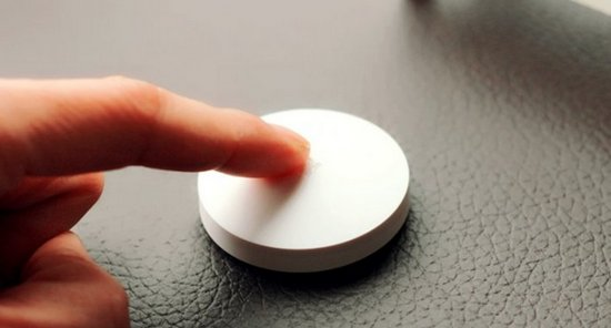 Дизайн умной кнопки из комплекта Xiaomi Mi Smart Home Kit Внешний вид умной кнопки из комплекта Xiaomi Mi Smart Home Kit