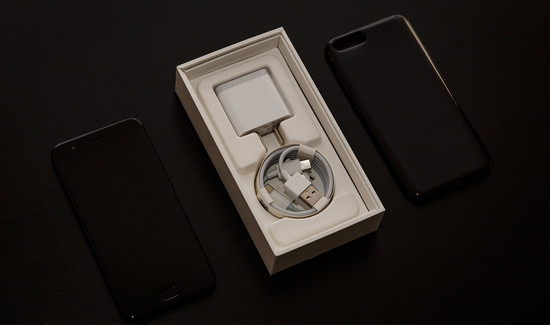 Комплектация Xiaomi Mi6 Упаковка и комплектация Xiaomi Mi6
