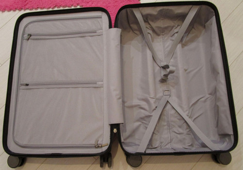 Внутреннее устройство чемодана Xiaomi 90 Minutes Suitcase Внутренние отсеки чемодана Xiaomi 90 Minutes Suitcase