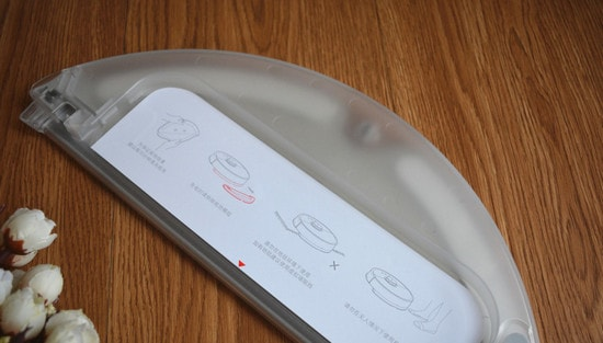 Резервуар для воды в Xiaomi MiJia Roborock Sweep One Вид резервуара для воды в Xiaomi MiJia Roborock Sweep One