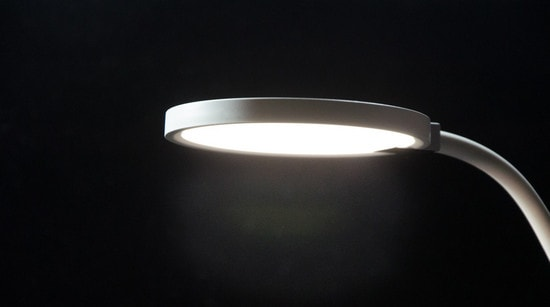 Свечение Xiaomi COOWOO U1 Minimal Lamp Xiaomi COOWOO U1 Minimal Lamp в рабочем состоянии