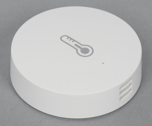 Дизайн датчика температуры и влажности из комплекта Xiaomi Mi Smart Home Kit Внешний вид датчика температуры и влажности из комплекта Xiaomi Mi Smart Home Kit