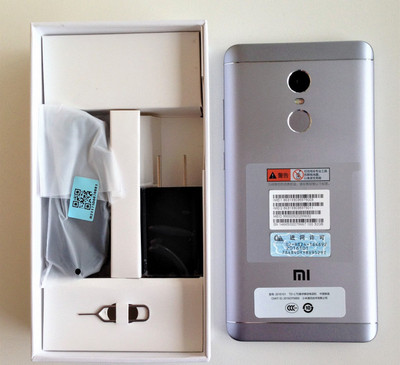 Комплектация Xiaomi Redmi Note 4X Pro Содержимое упаковки Xiaomi Redmi Note 4X Pro