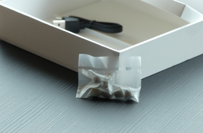 Xiaomi Mi Bluetooth Collar Earphones внешние вкладыши и провода для зарядки Xiaomi Mi Bluetooth Collar Earphones внешний вкладышей и провода для зарядки