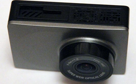 Видеорегистратор Xiaomi Yi WiFi DVR Внешний вид видеорегистратора Xiaomi Yi WiFi DVR